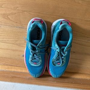 Hoka Clifton women’s size 6.5